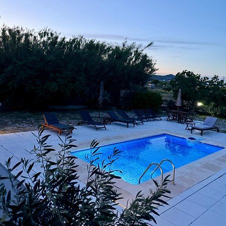 Summer Breeze Villa 阿凡投 外观 照片