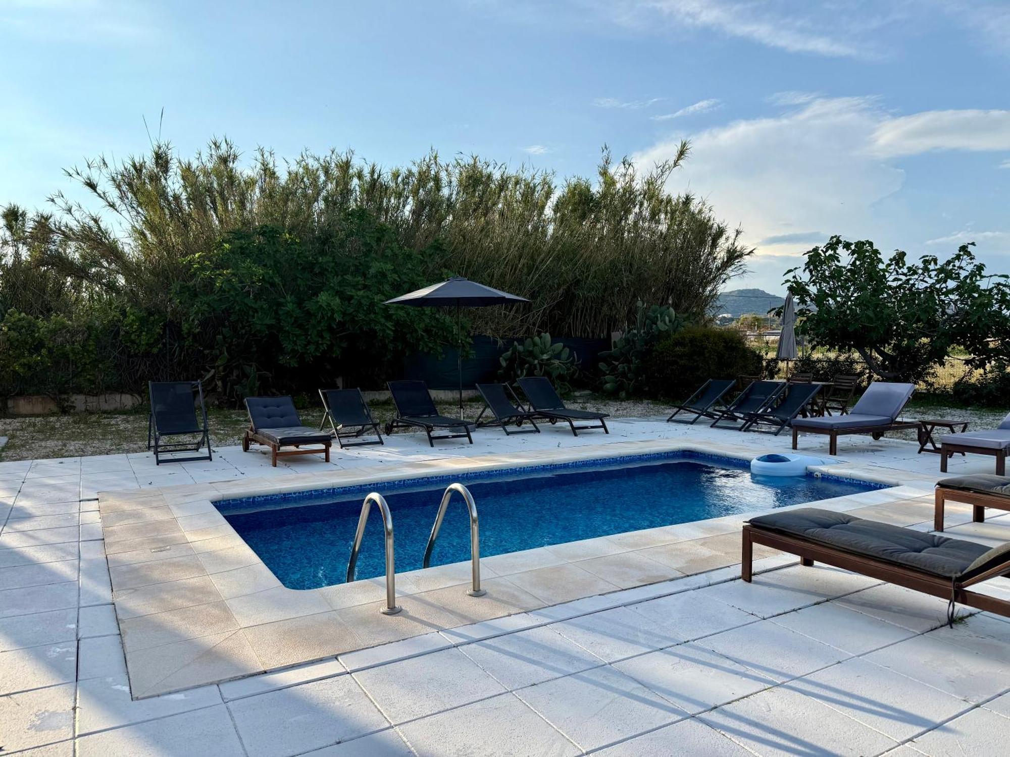 Summer Breeze Villa 阿凡投 外观 照片