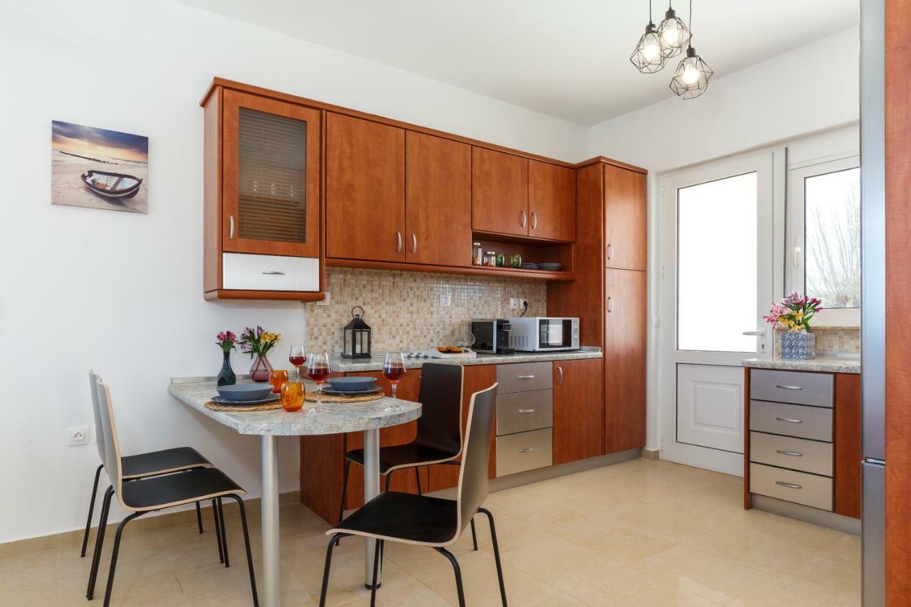 Summer Breeze Villa 阿凡投 外观 照片