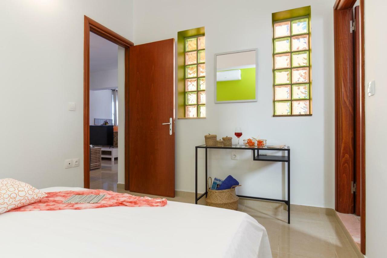 Summer Breeze Villa 阿凡投 外观 照片