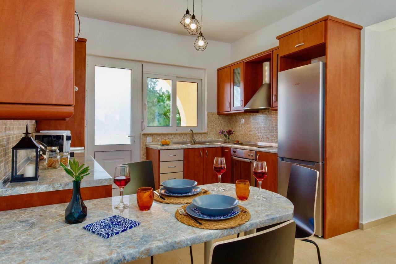 Summer Breeze Villa 阿凡投 外观 照片