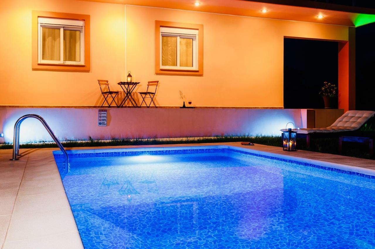Summer Breeze Villa 阿凡投 外观 照片